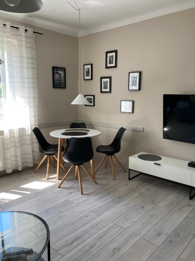 Apartament Mlociny Varšava Exteriér fotografie